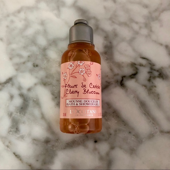 🆕 L’Occitane Cherry Blossom Set! New! - Picture 5 of 6